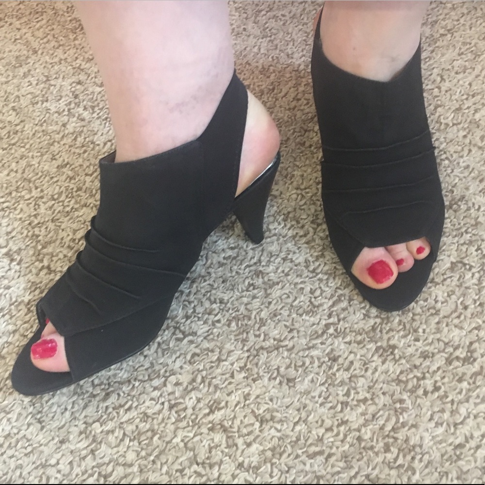 NEW Cut out - Peep toe sandal booties, black - Picture 9 of 9